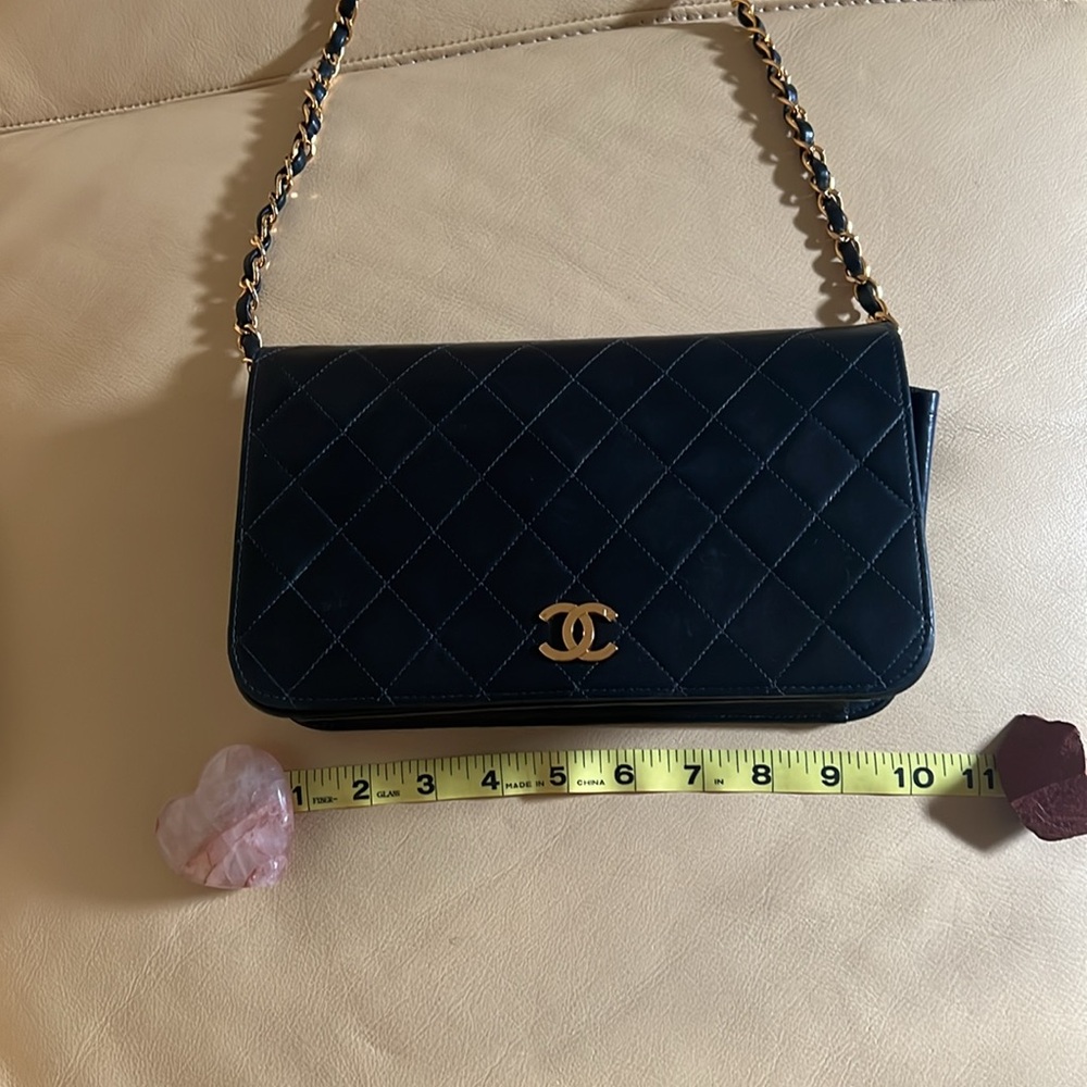 Chanel Black Quilted Crossbody Bag with Gold Chain - Picture 9 of 12